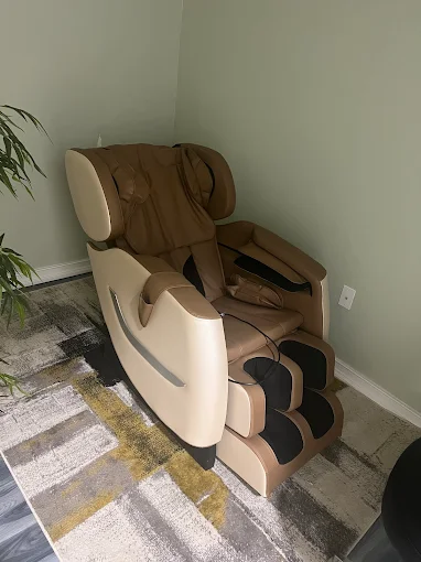 Dental Veneers in Smile Experts Dental Clinic